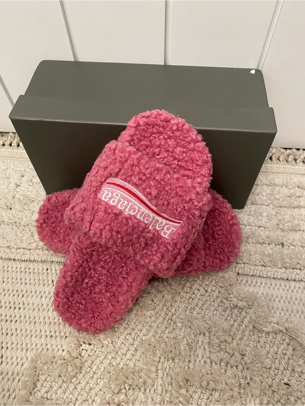 Slippers on Rug - Picture 3 of 4
